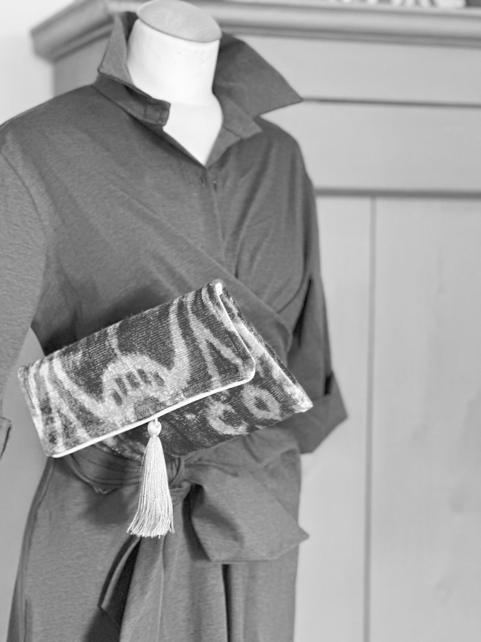 Miniaturbild: Clutch aus Seidensamt-Ikate, rosa/orange