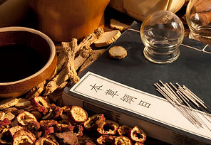Akupunktur Traditionelle Chinesische Kräutermedizin