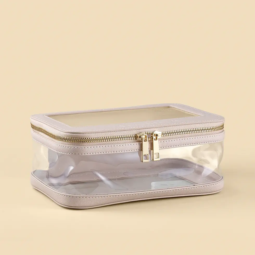 Vista frontal de cosmetiquera cuadrada de atenea