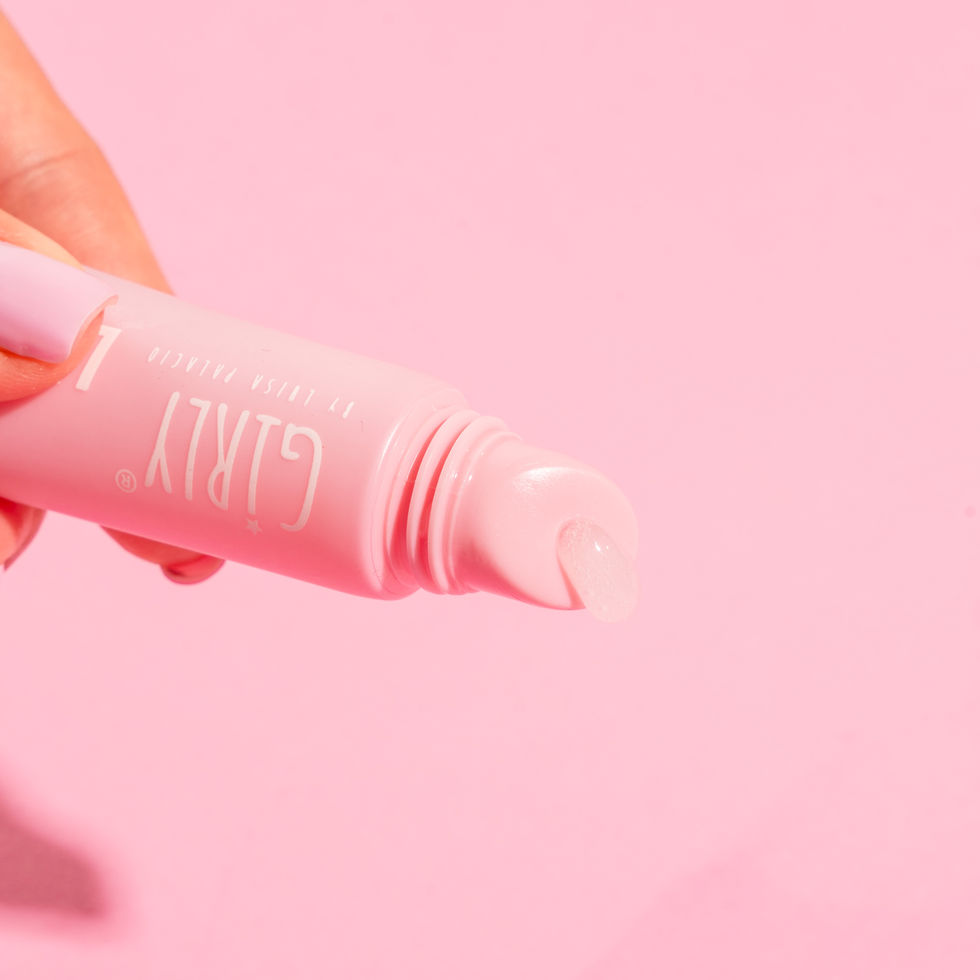 muestra de textura de lip balm sin color de girly