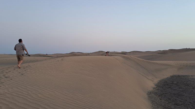The dunes and the "Faro de Maspalomas" 4