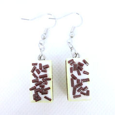 _ modelé à la main