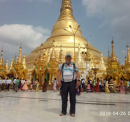 פגודת שוודגון.jpg