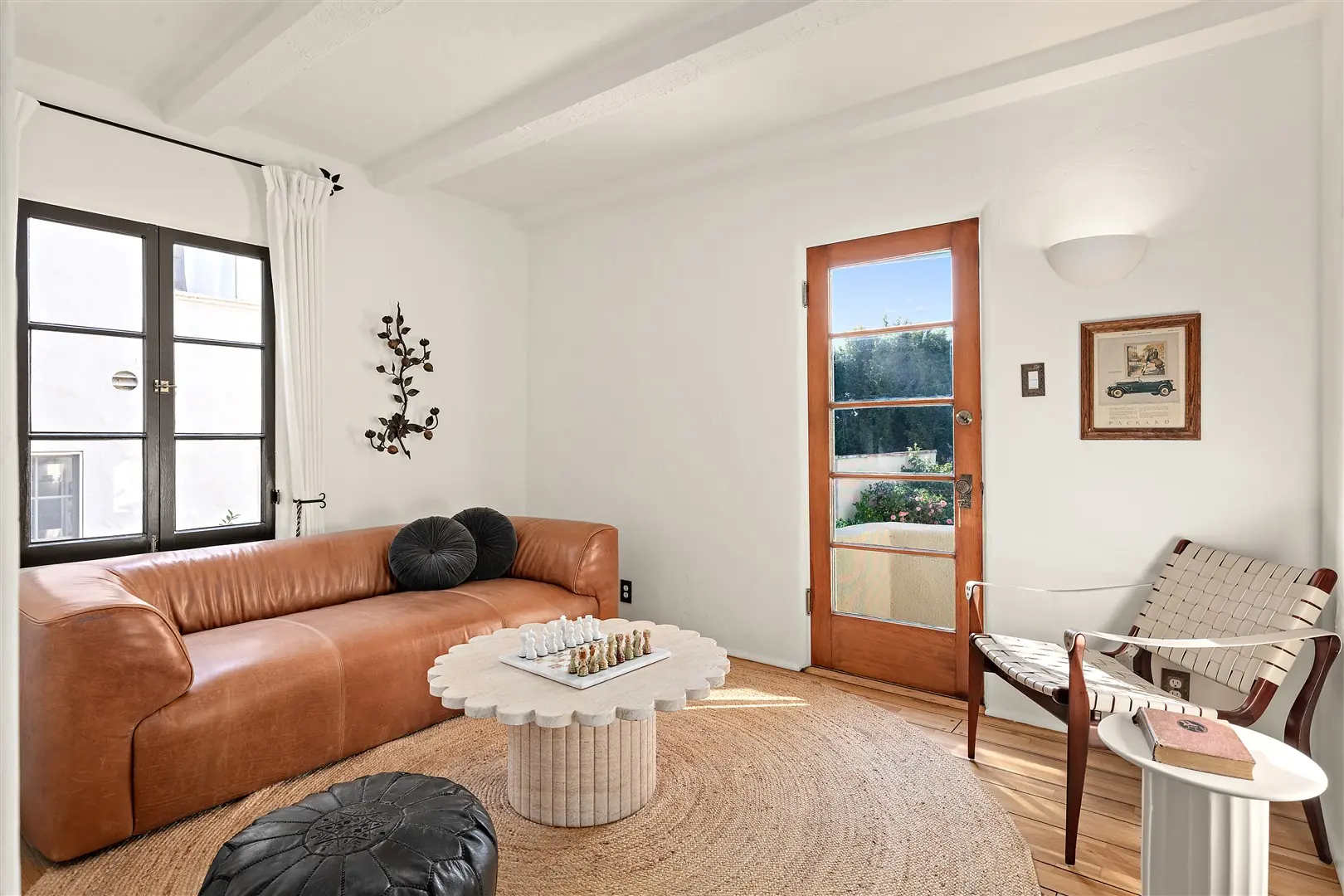 Preserved interior room and finish details at 1239 Geneva Street