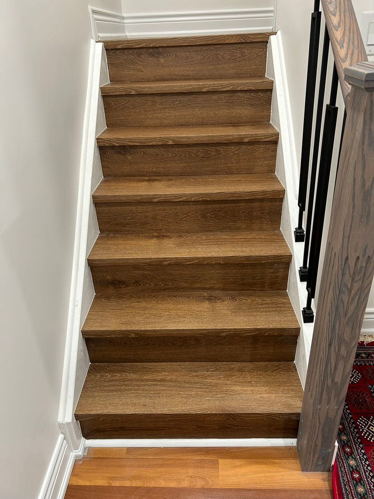 D93F6BCD-7C7F-4114-9951-9A5EEBD584E6_1_105_c