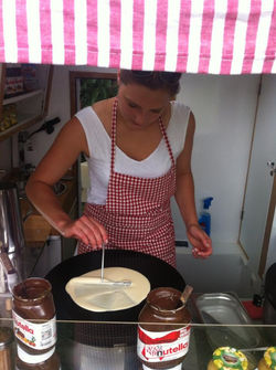 Der Teig wird ganz frisch zubereitet