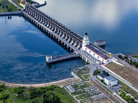 Приток воды в Цимлянское море оказался в два раза больше сброса в Дон