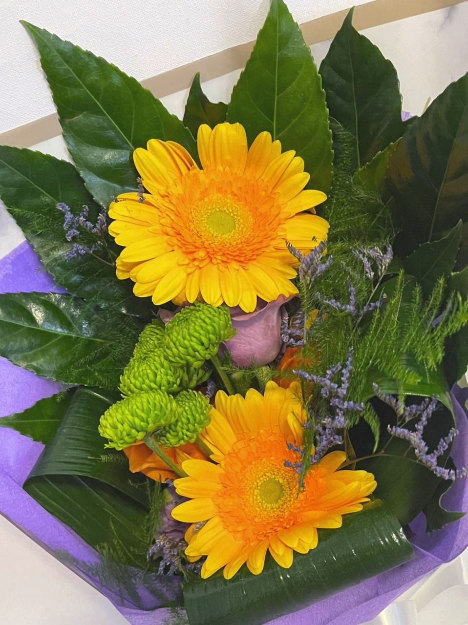थंबनेल: Fresh Yellow Gerbera Bouquet