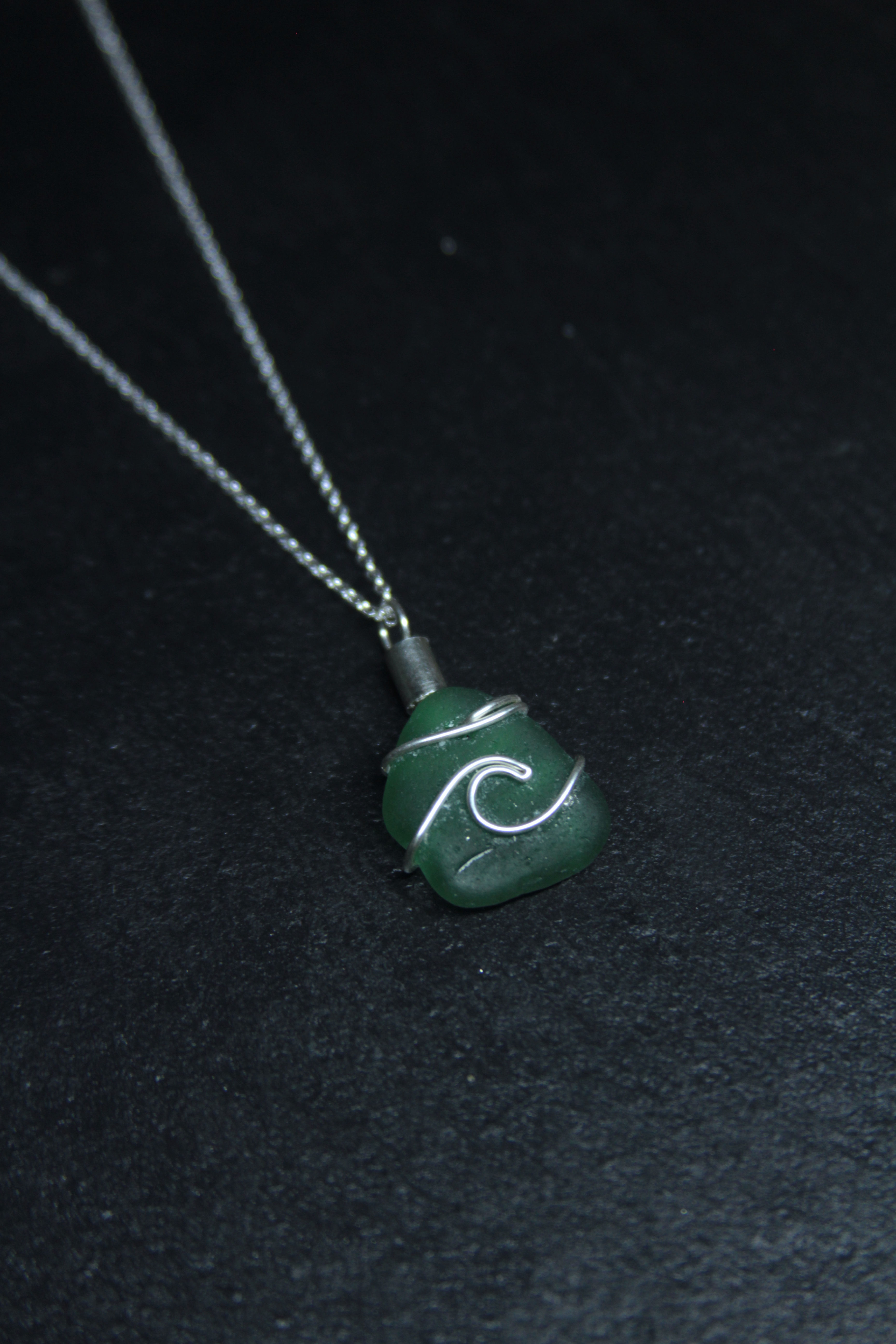 Jungle Green Signature Wave Necklace