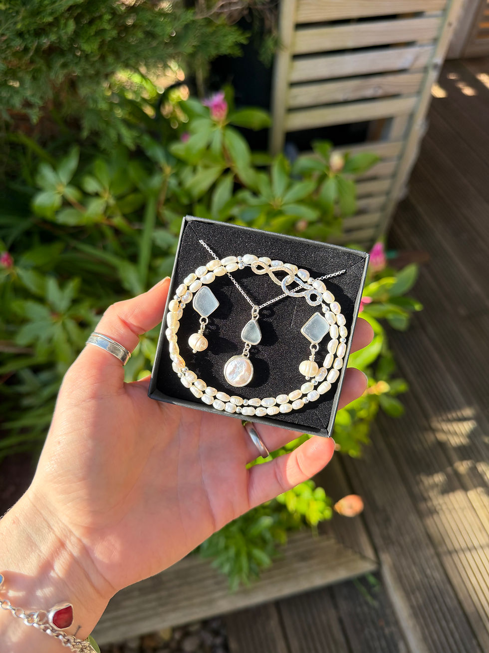 Thumbnail: Freshwater Pearl Choker Necklace