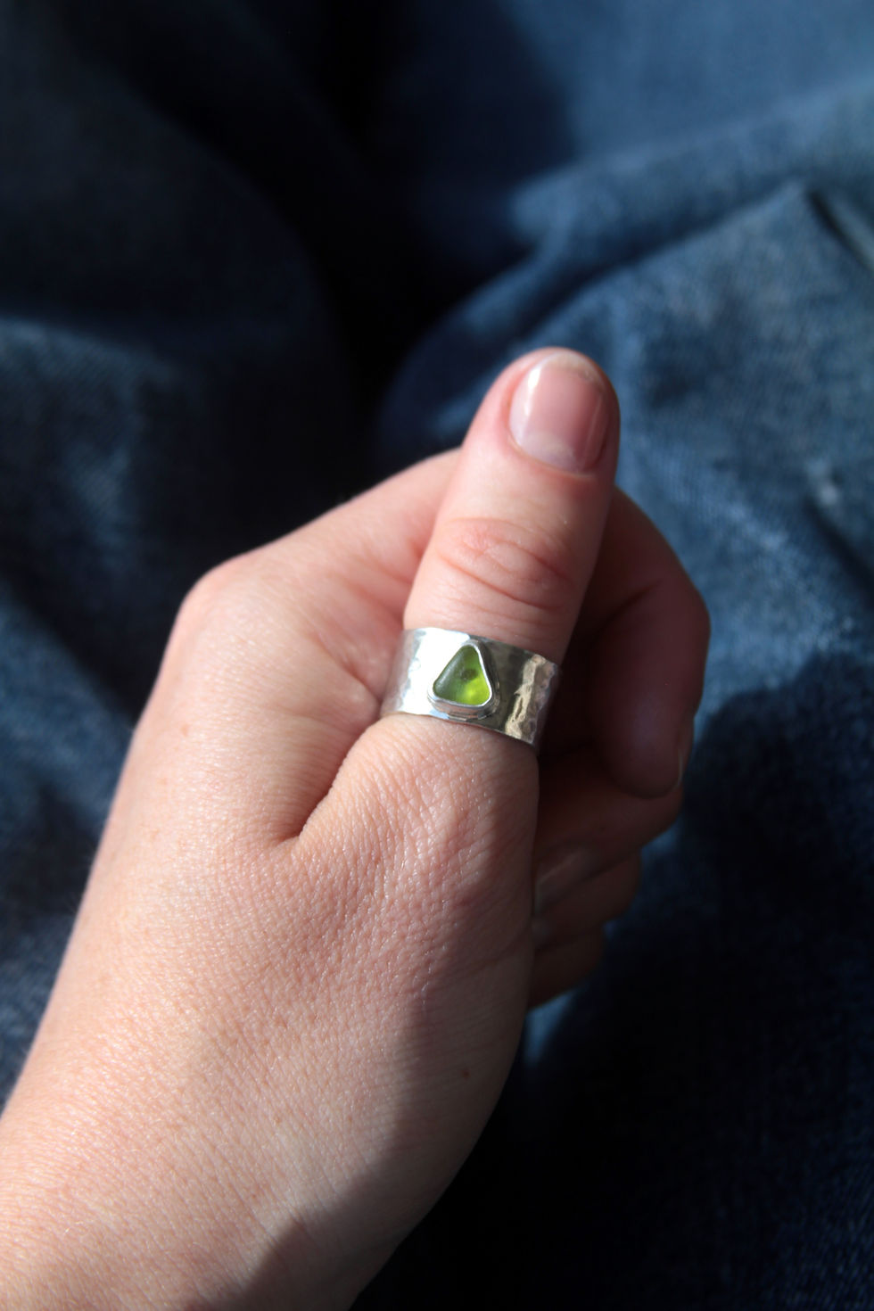 Thumbnail: Bright Green Thick Hammered Sea Glass Ring