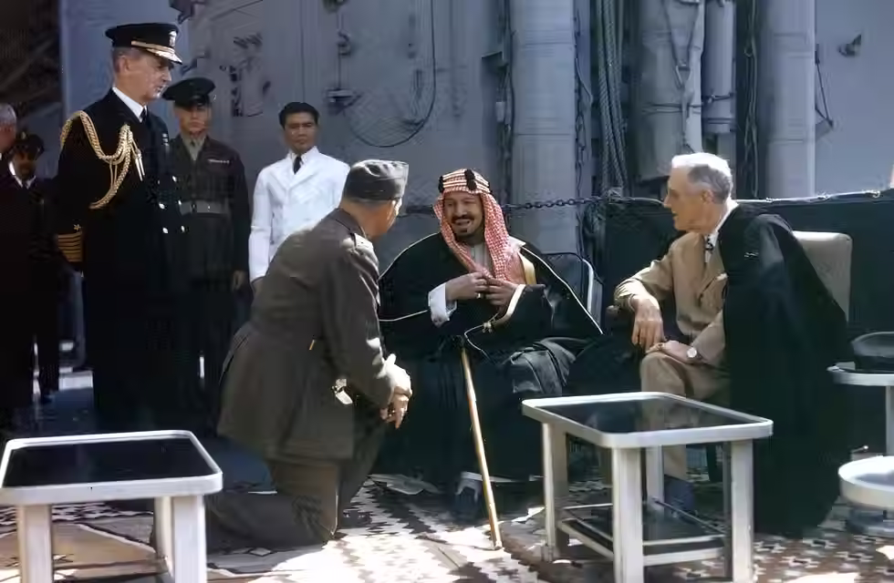 Franklin D. Roosevelt e o rei Abdulaziz Ibn Saud