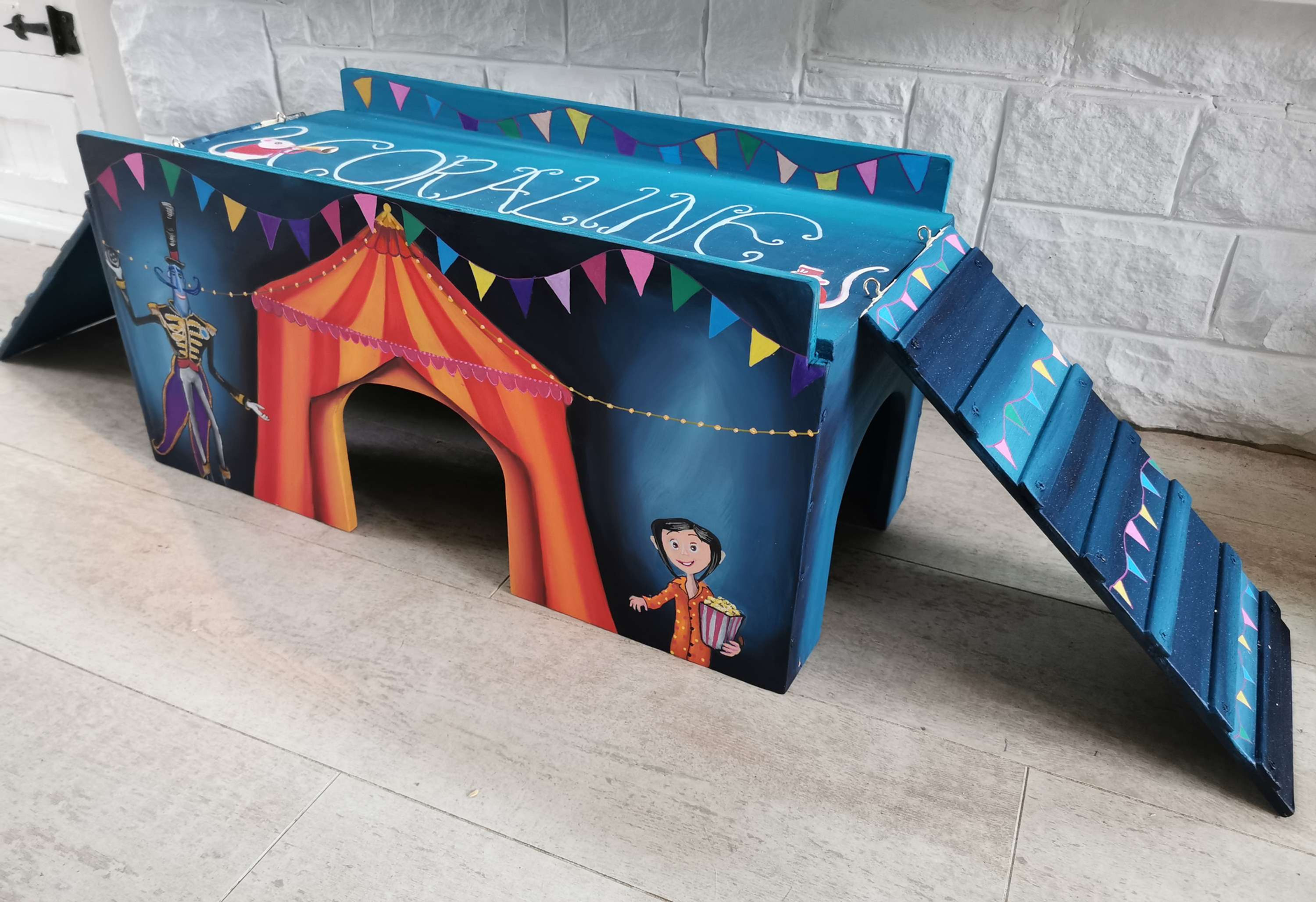 XXL Reptile Hide & Basking Platform