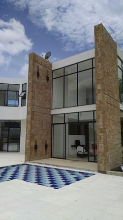 CONSTRUCCION