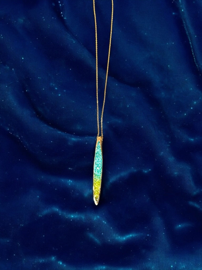 Desert K1027S necklace gold brass with aquamarine and peridote crystals