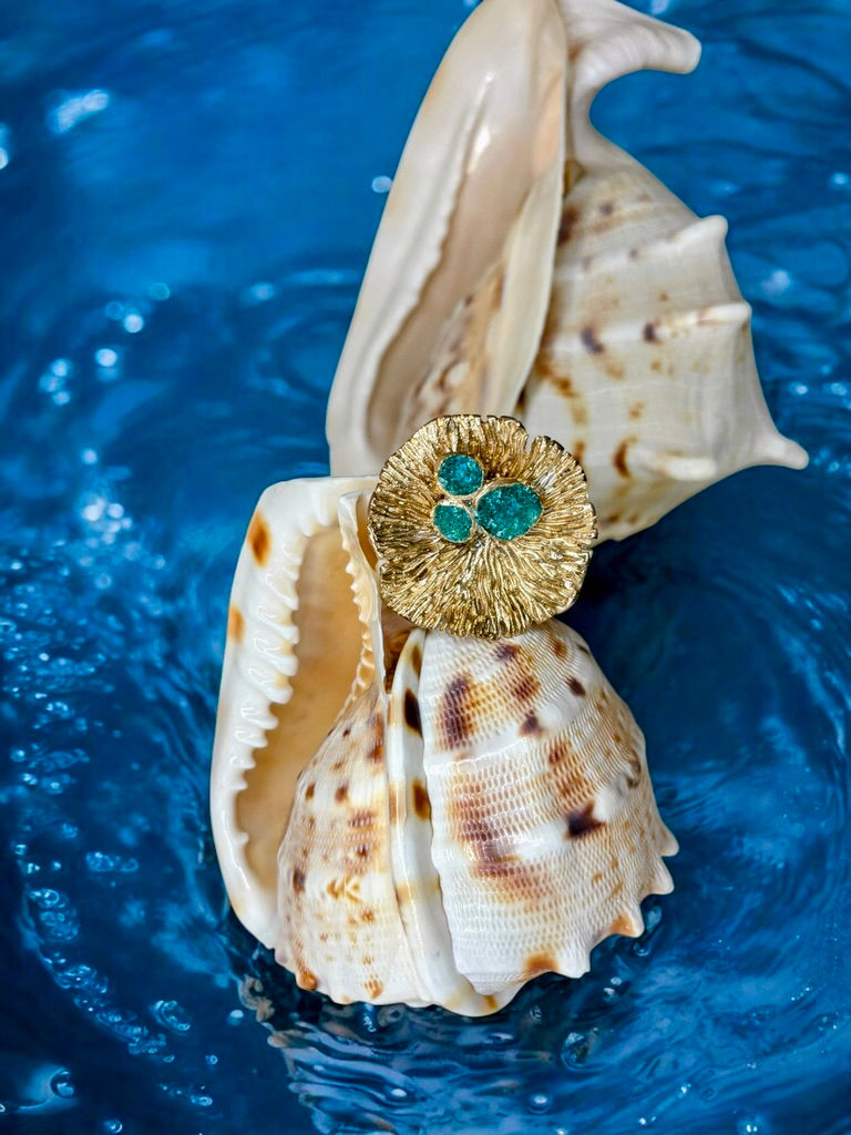 gold brass ring with aquamarine crystals Underwater D1063 Geode top view