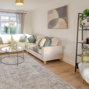 Radway close Lounge