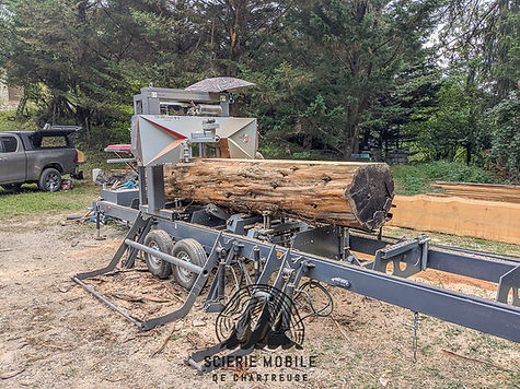 scierie à domicile ambulante. Sciage à façon. Valorisation de votre bois en poutres, planches, chevrons
