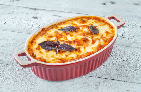 Veg dishes in hot buffet.jpg