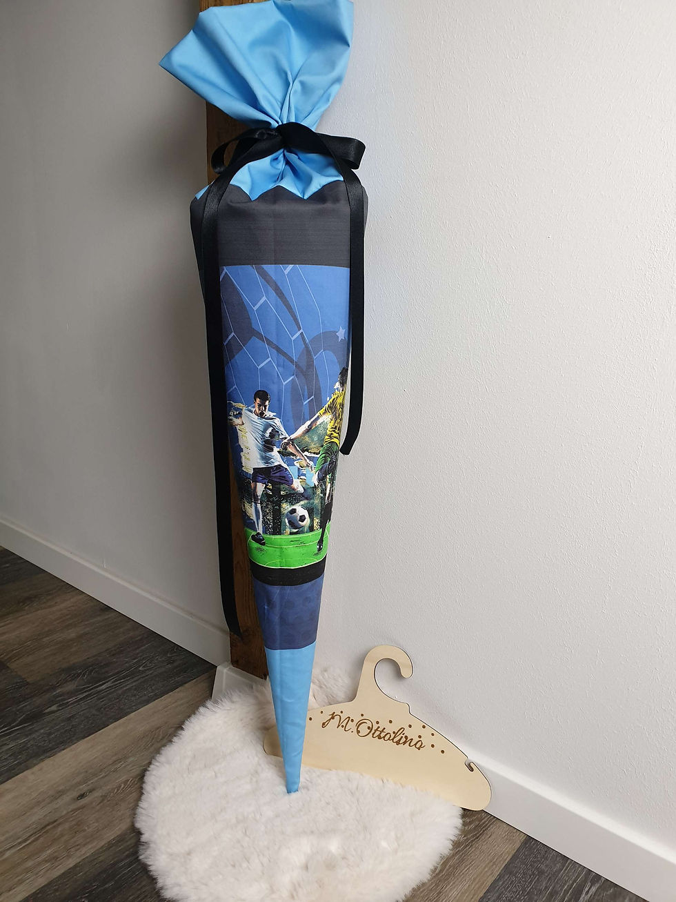 Miniaturbild: Schultüte / Zuckertüte aus Stoff mit Wunschnamen / Fußball /Kicker