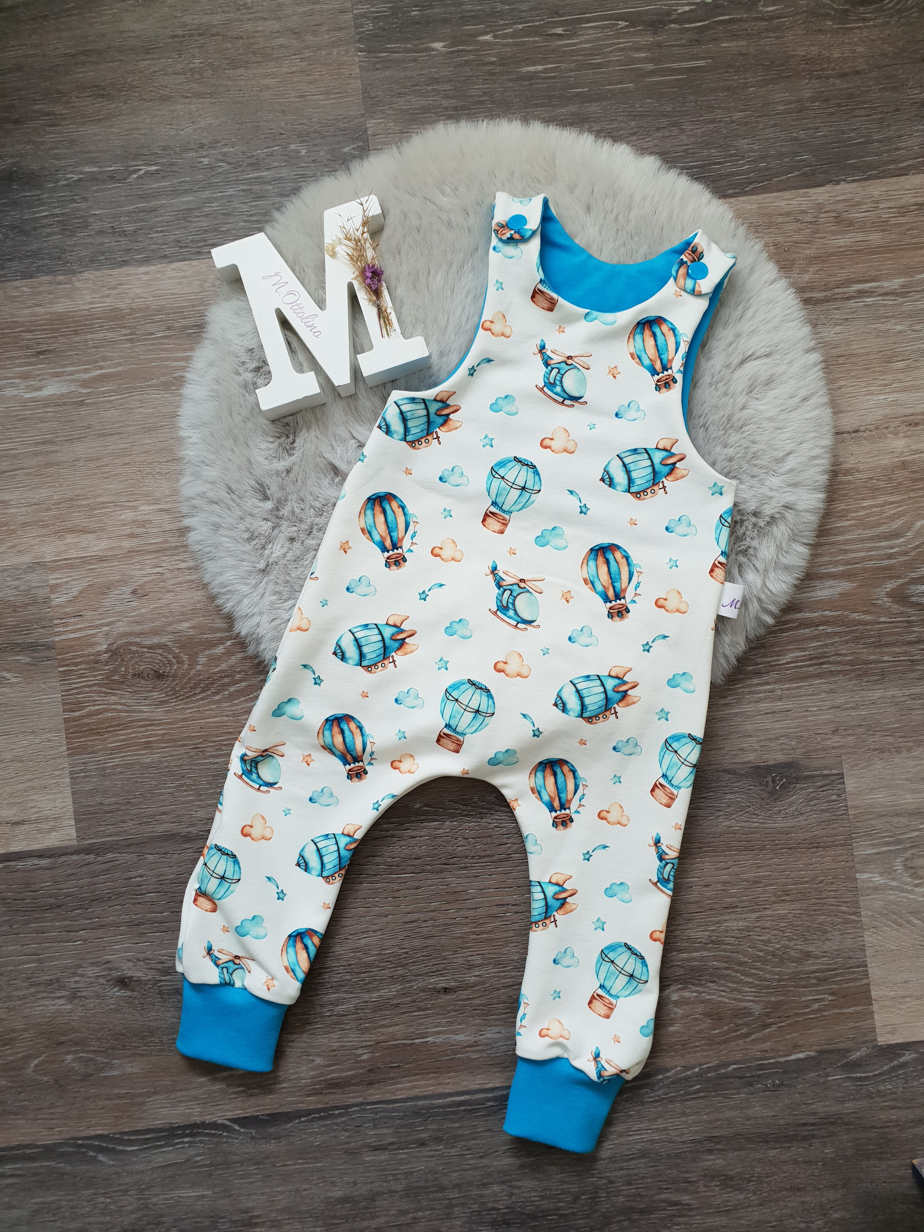 Strampler / Einteiler - Heißluftballons blau