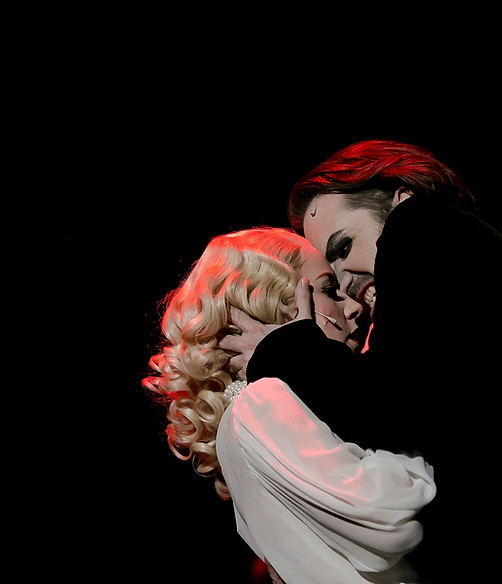 theater-dracula-herford-anachristina.jpg