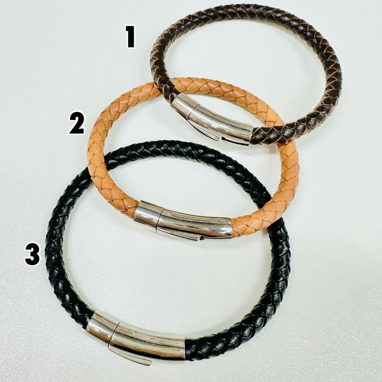 Men leather bracelet