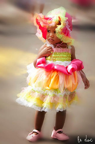Photographie de Le Doc- article du blog du Domaine de l'Anse Ramier sur le carnaval en Martinique_enfant