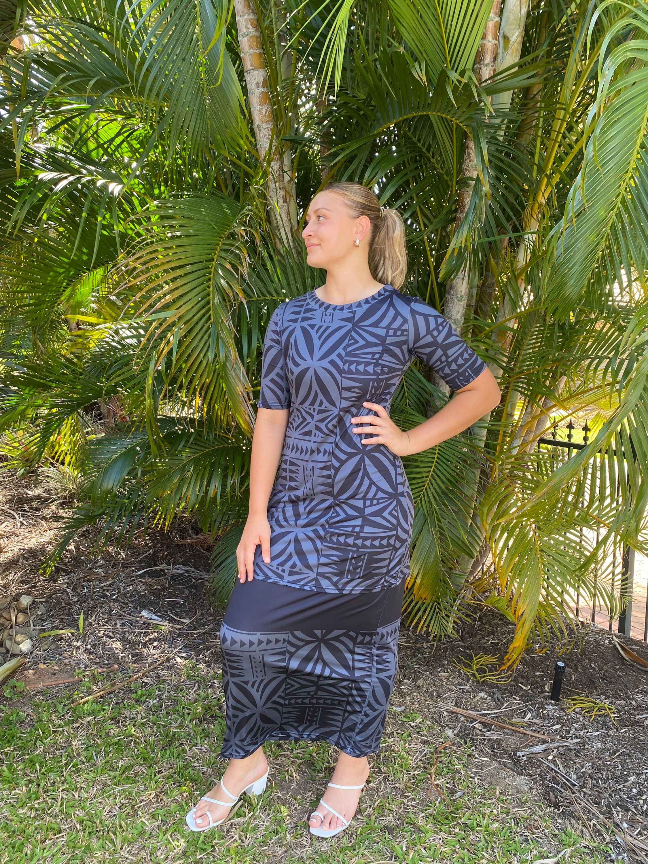 Aroha Puletasi - Black