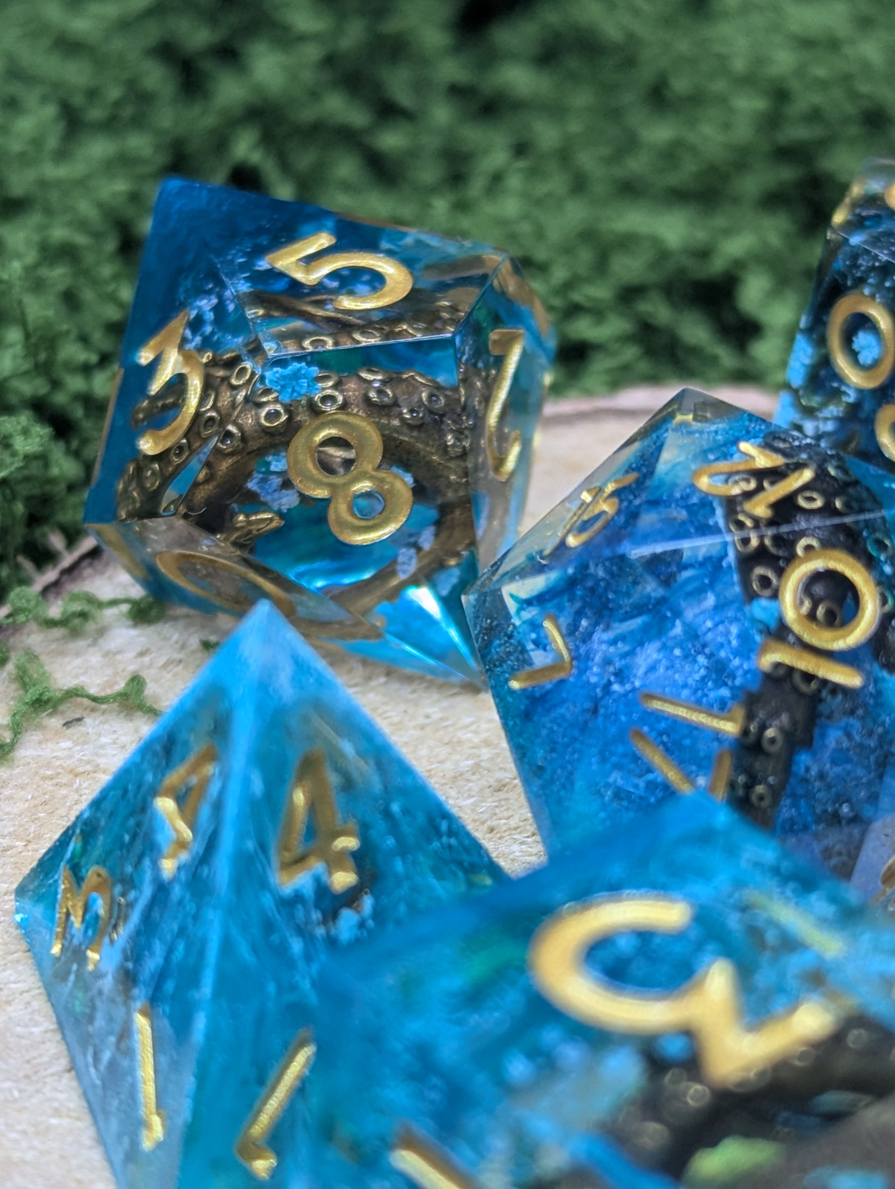 Kraken Tentacle Dice Set - Ocean Theme Polyhedral Sharp Edge Resin