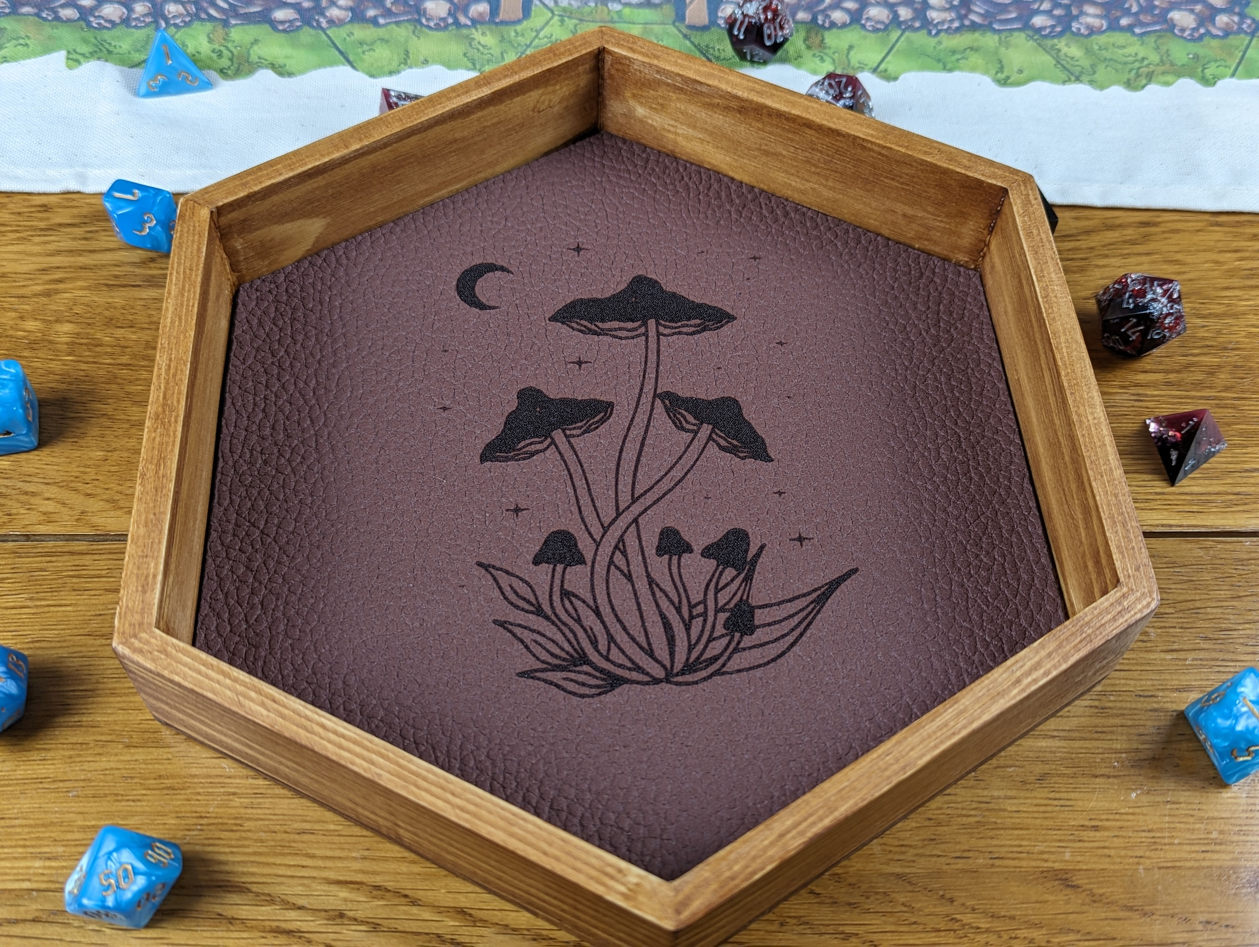 Mushroom Dice Tray - Hexagonal Wooden Rolling Tray