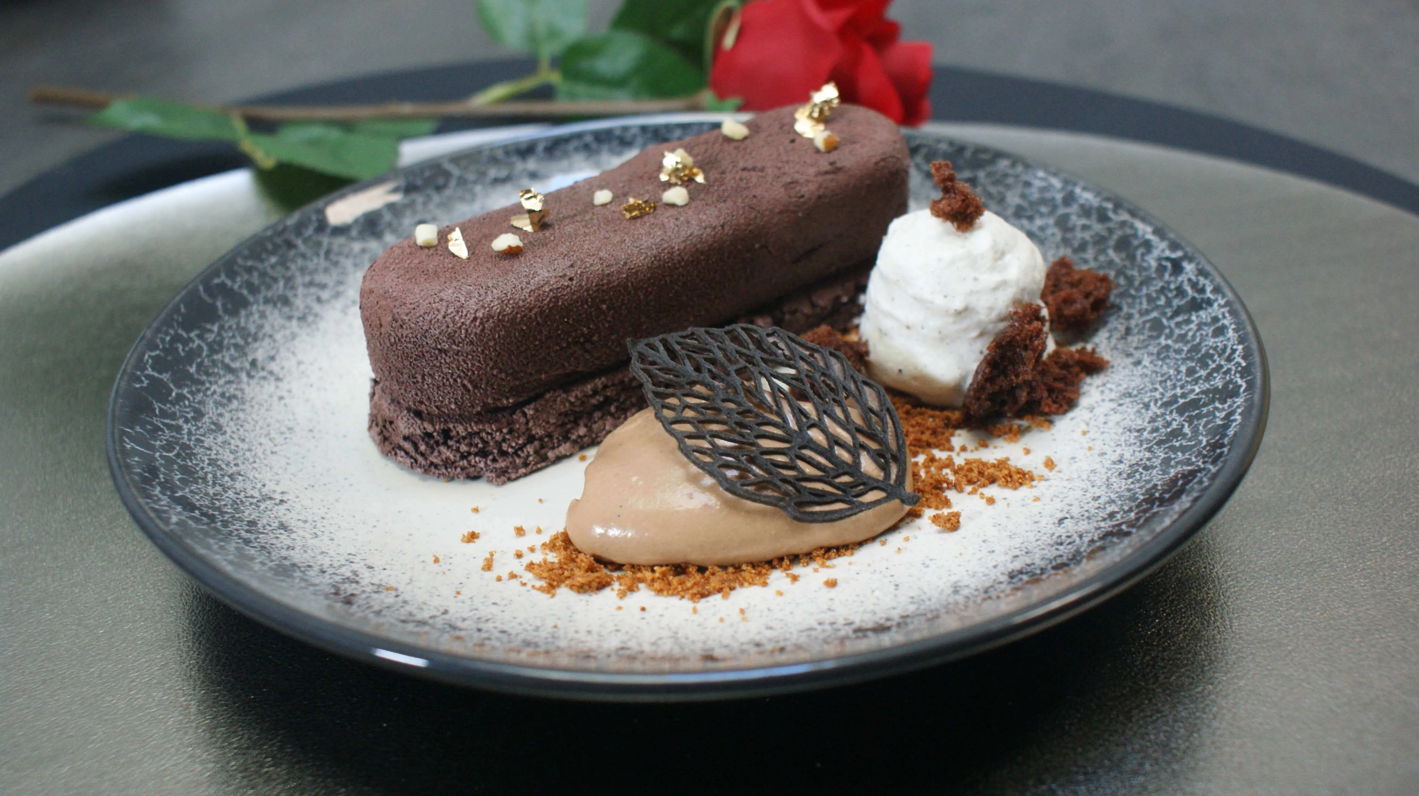 Dessert tout chocolat d’un chef et traiteur à domicile – Chef privé à Aix-en-Provence, Avignon, Arles et dans le Luberon.