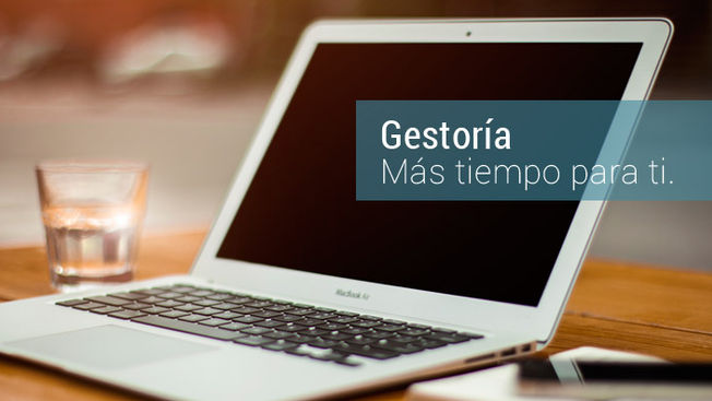 ¿CONTRATAR UNA GESTORÍA O HACERLO TÚ MISMO?
