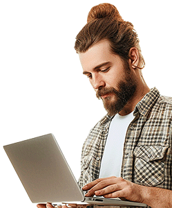 Homem usando notebook, representando planos para empresas e negócios