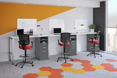 SS15B: 3 person standing workstation