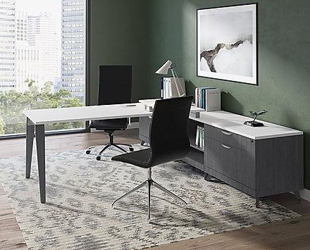 L14.5A: L-desk workstation