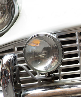 Lumières de voitures anciennes