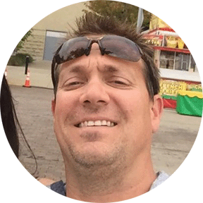 Scott_chin_medium.gif