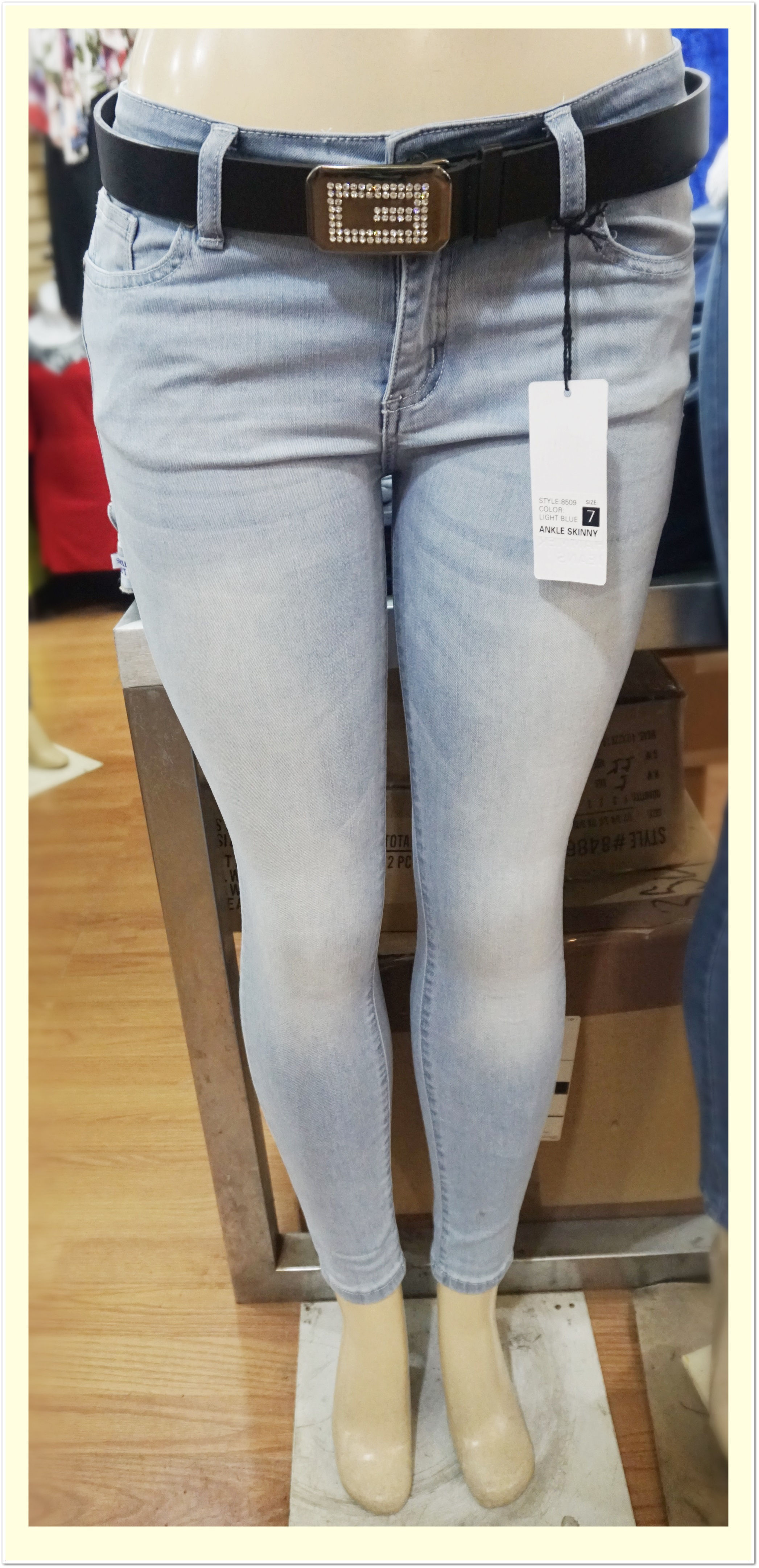 Basic Jeans