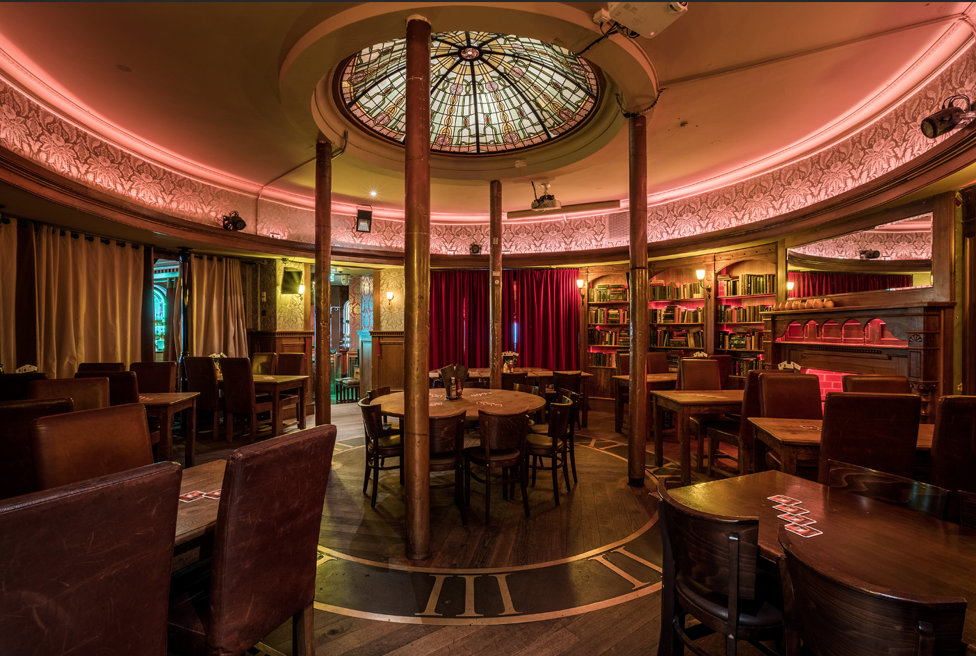 O reilly s Irish Pub Frankfurt Atmosphere