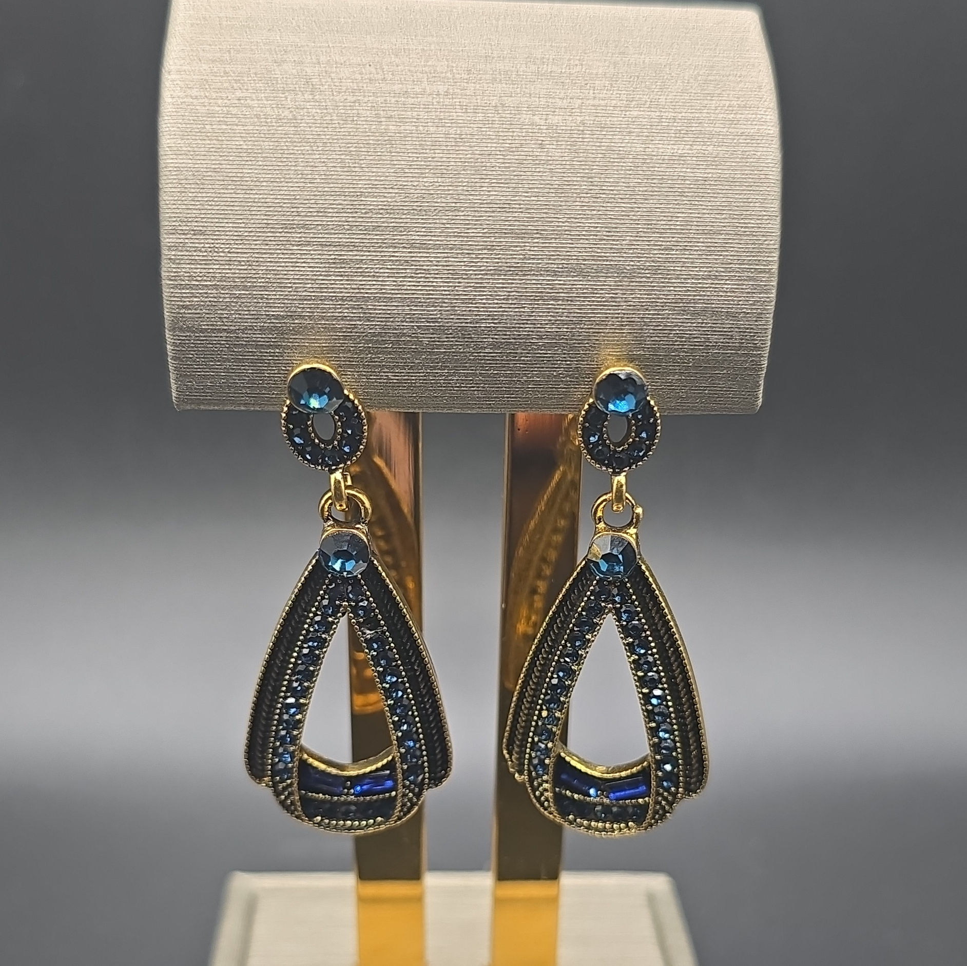 Teardrop Dangle Earrings Gold Tone Blue Crystal Rhinestone 2in