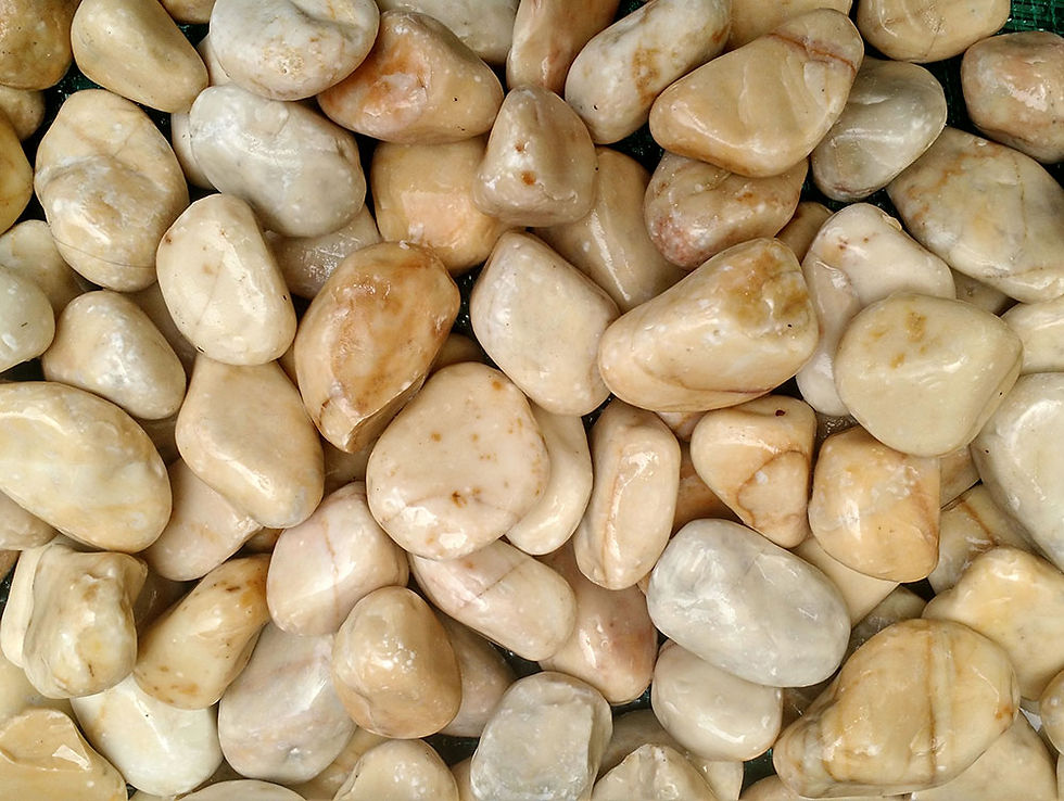 Piedra de mármol amarillo.jpg