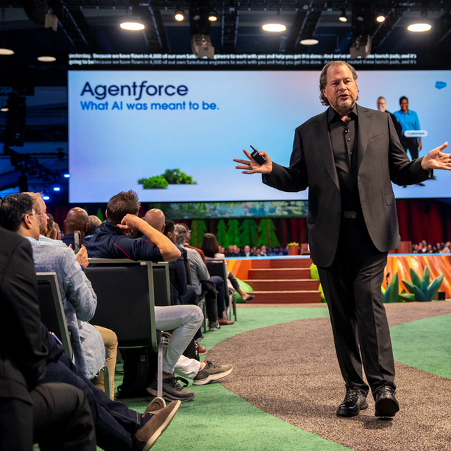Salesforce Q2-Zahlen: Claudeforce-Launch und stärkstes NNAOV-Wachstum seit vier Jahren