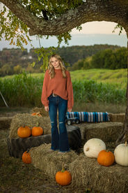 Springfield-Branson-Senior-Photographer-Lana-Raquel-1.jpg