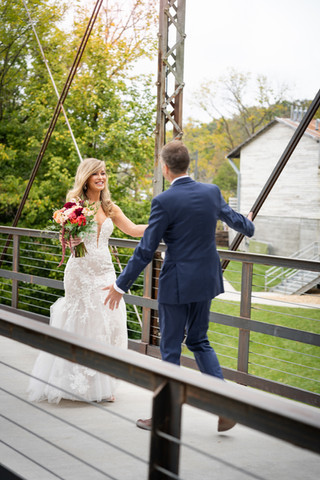 Wedding at FInley Farms in Ozark, MO by Lana Raquel Photography