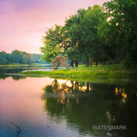 Sunset over Daisy Mae lake in Rural Kentucky
pink; reflection; stock photography; landscape photography