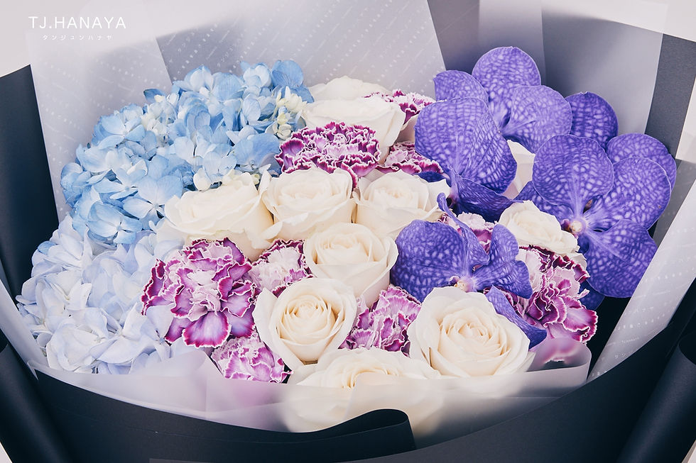 Thumbnail: Japanese flower bouquets must be booked 3 days in advance
