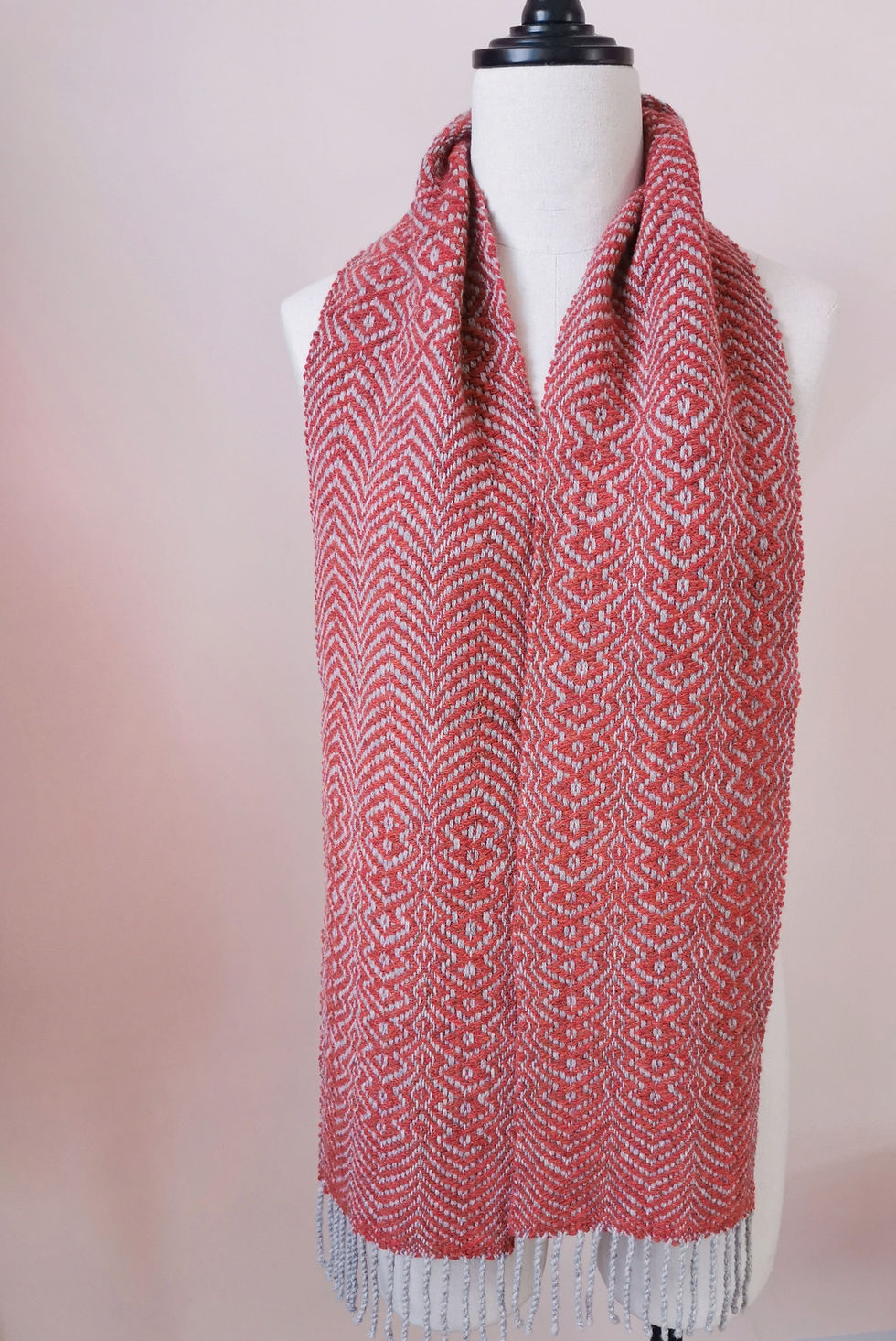 縮圖：手織美麗諾羊毛圍巾