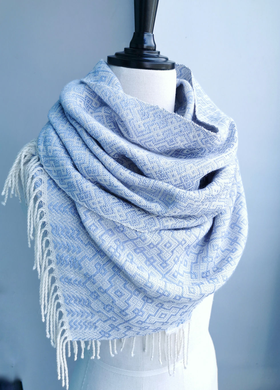 縮圖：蠶絲羊絨披肩