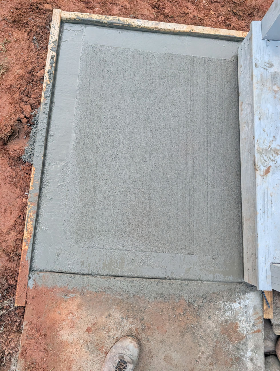 Finished concrete landing surface